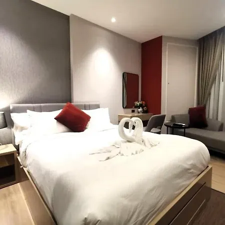 Maxhome At Edge Central Pattaya Room photo