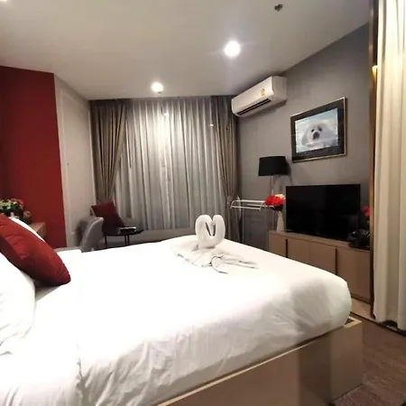 Maxhome At Edge Central Pattaya Room photo